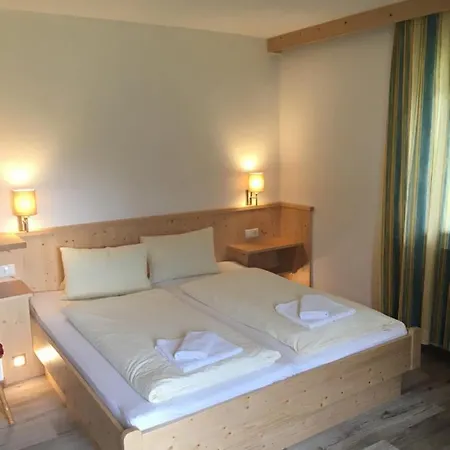 Apartment Landhaus Theresia Fuegen