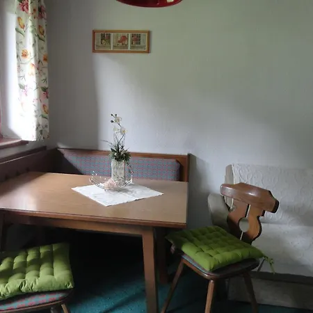 Apartment Landhaus Theresia Fuegen